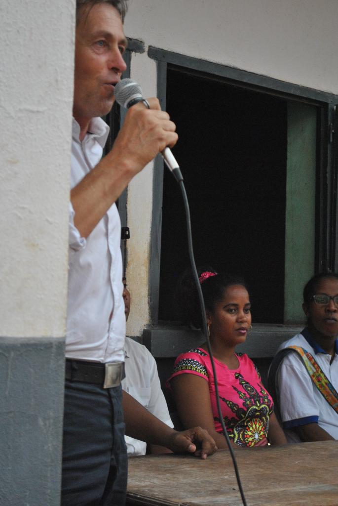 Discours du Secrétaire au Lycée de Marovoay