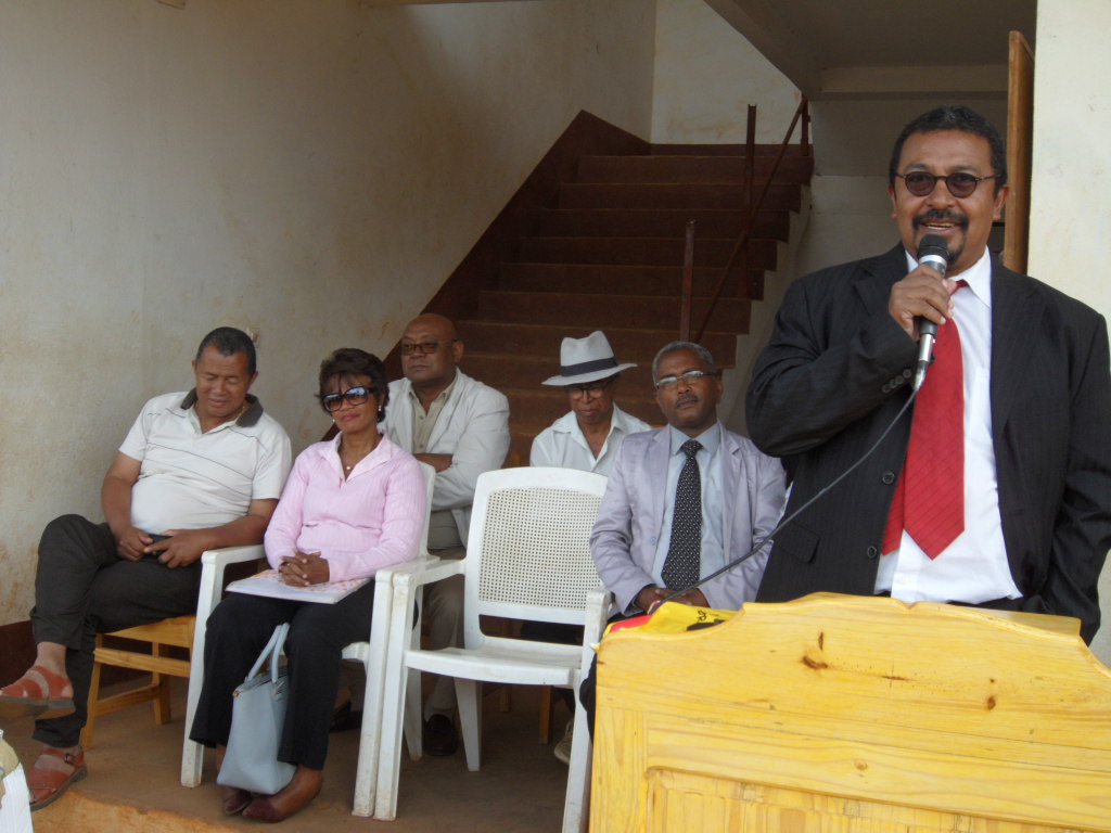Discours du Président au Lycée d'Andranomanelatra